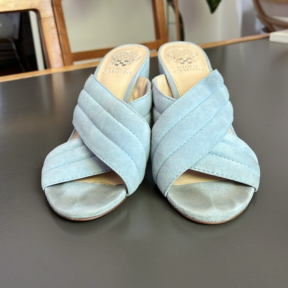 Vince Camuto Heels - Picture 5 of 7